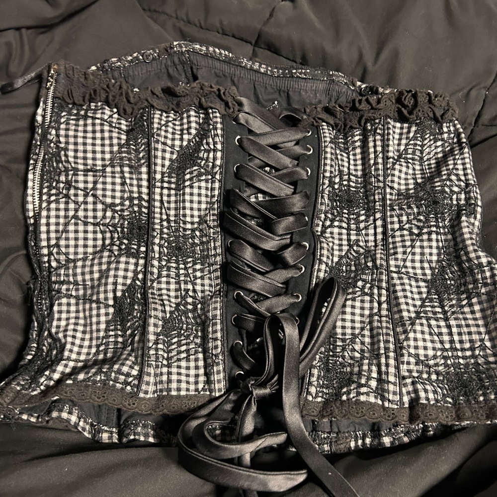 TRIPP SPIDERWEB CORSET 😩😧 - Picture 5 of 5